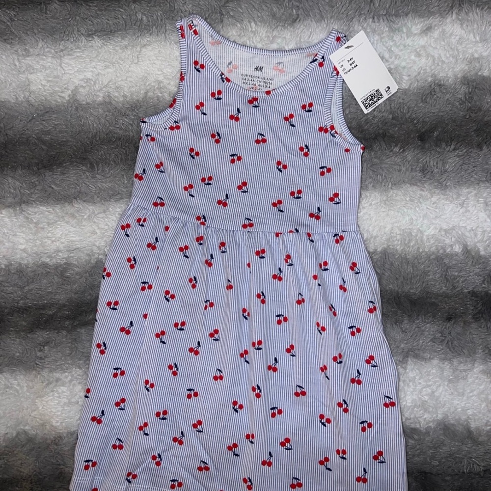 New H&M Cherry Print Dress Size 3/4T